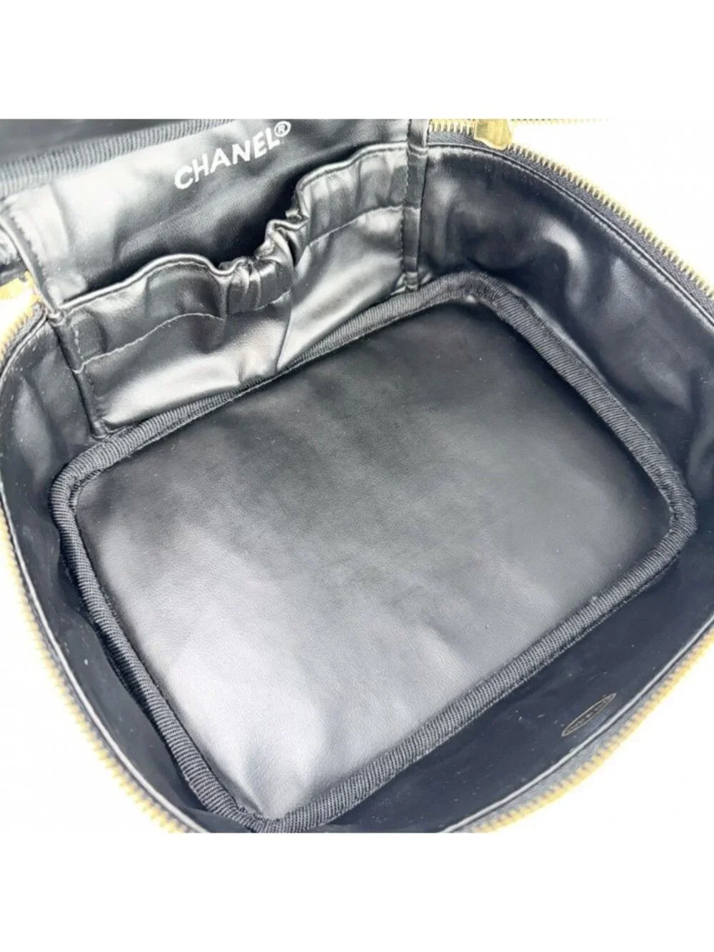 Chanel Pouch Makeup Bicolor Vanity Leather Black Gold